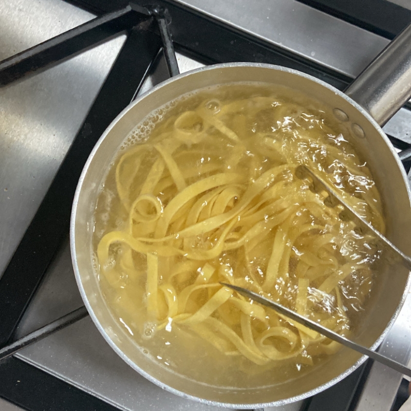 Pasta fresca en valencia - Acaba tu plato en casa en solo 7 minutos